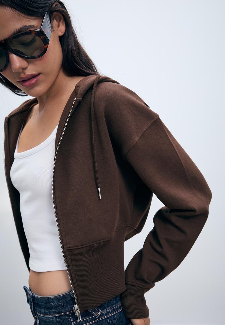 sudadera capucha cremallera