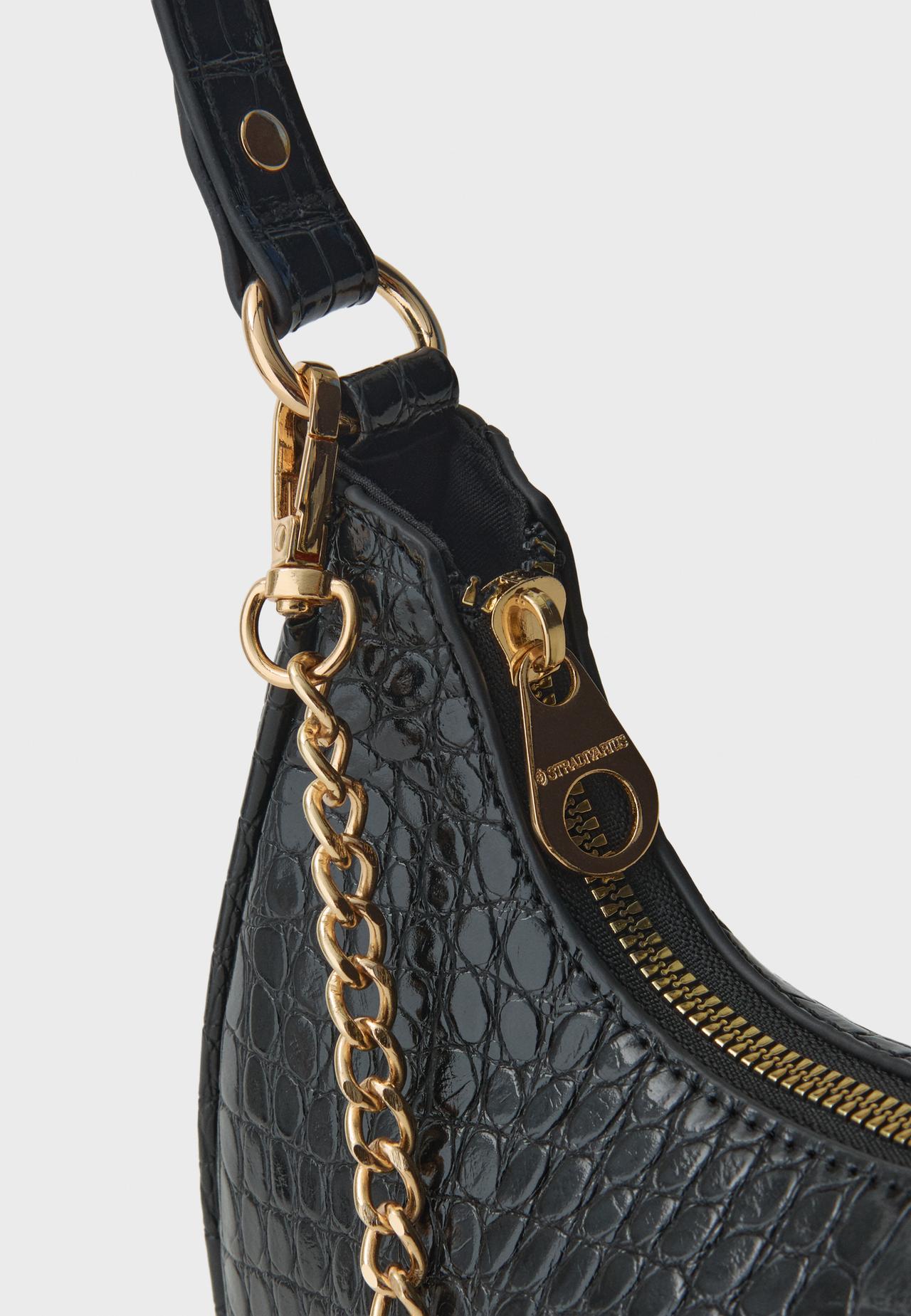 Half-moon shoulder bag — Black