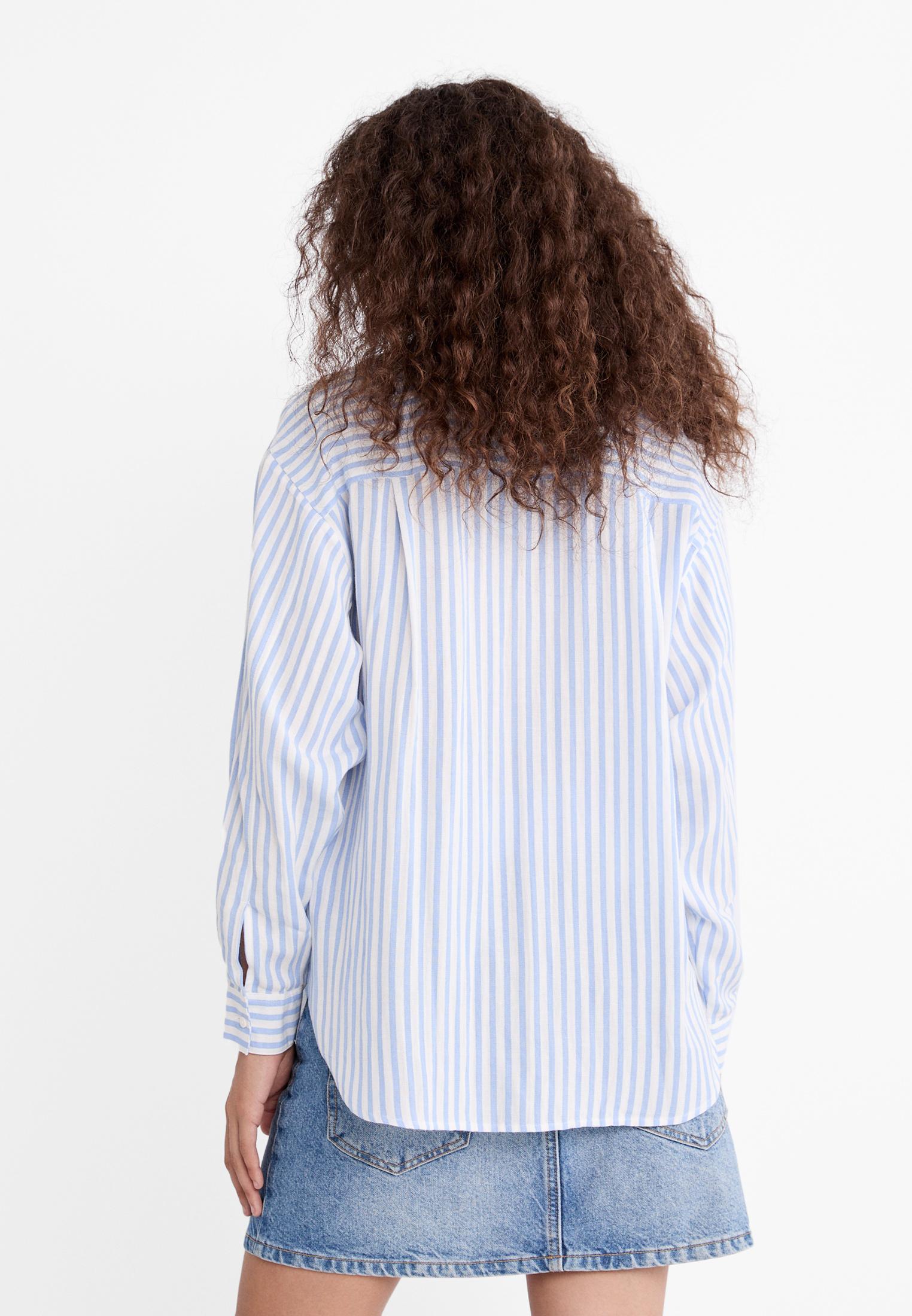 Linen-look flowing shirt — Sky blue