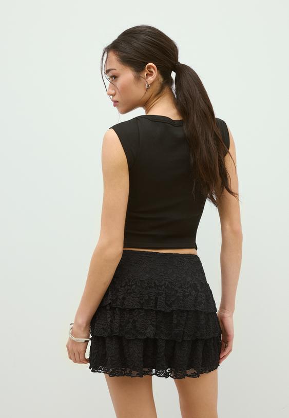 Пола-Панталон С Дантела