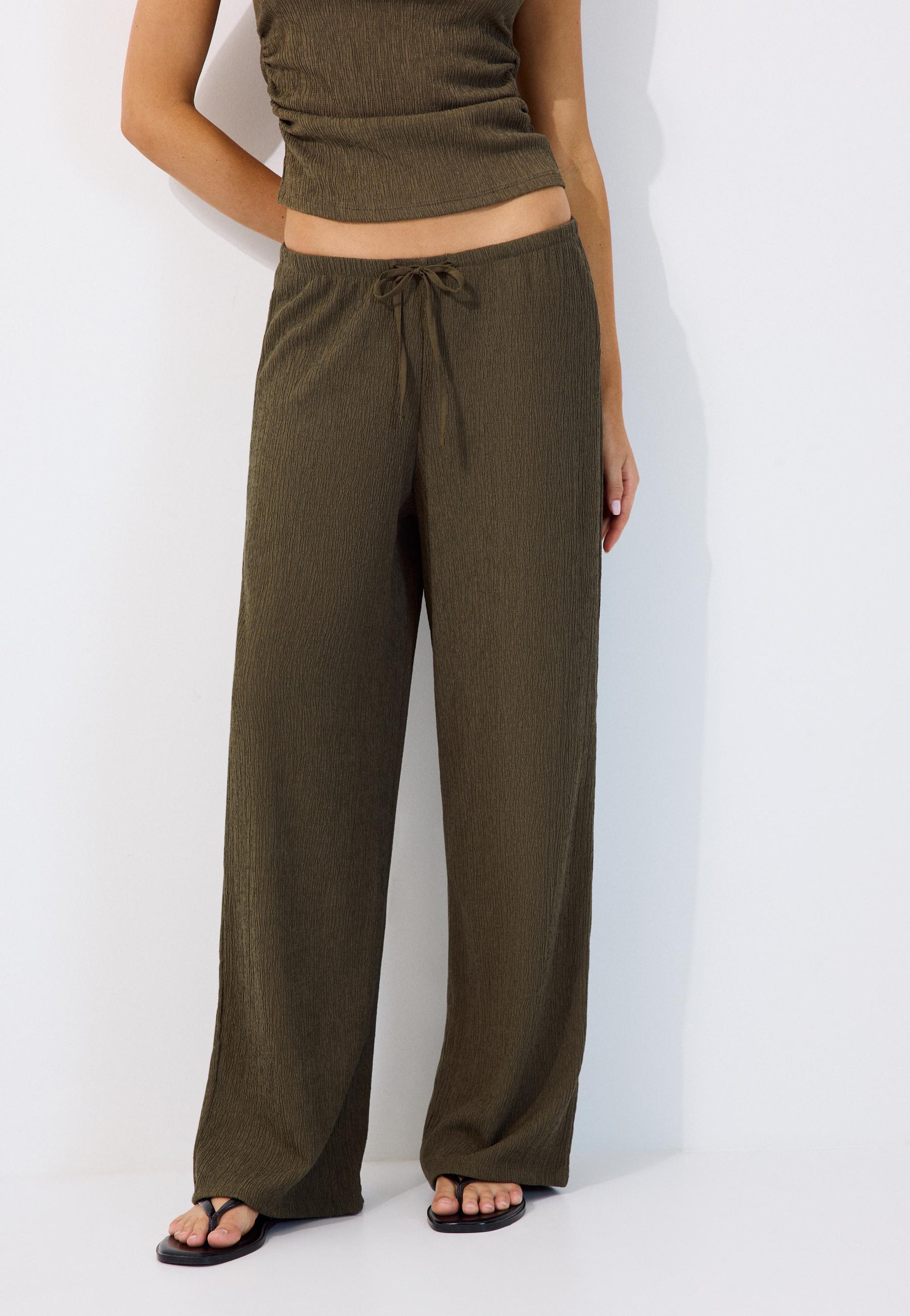 Straight-leg creased-effect trousers — Khaki