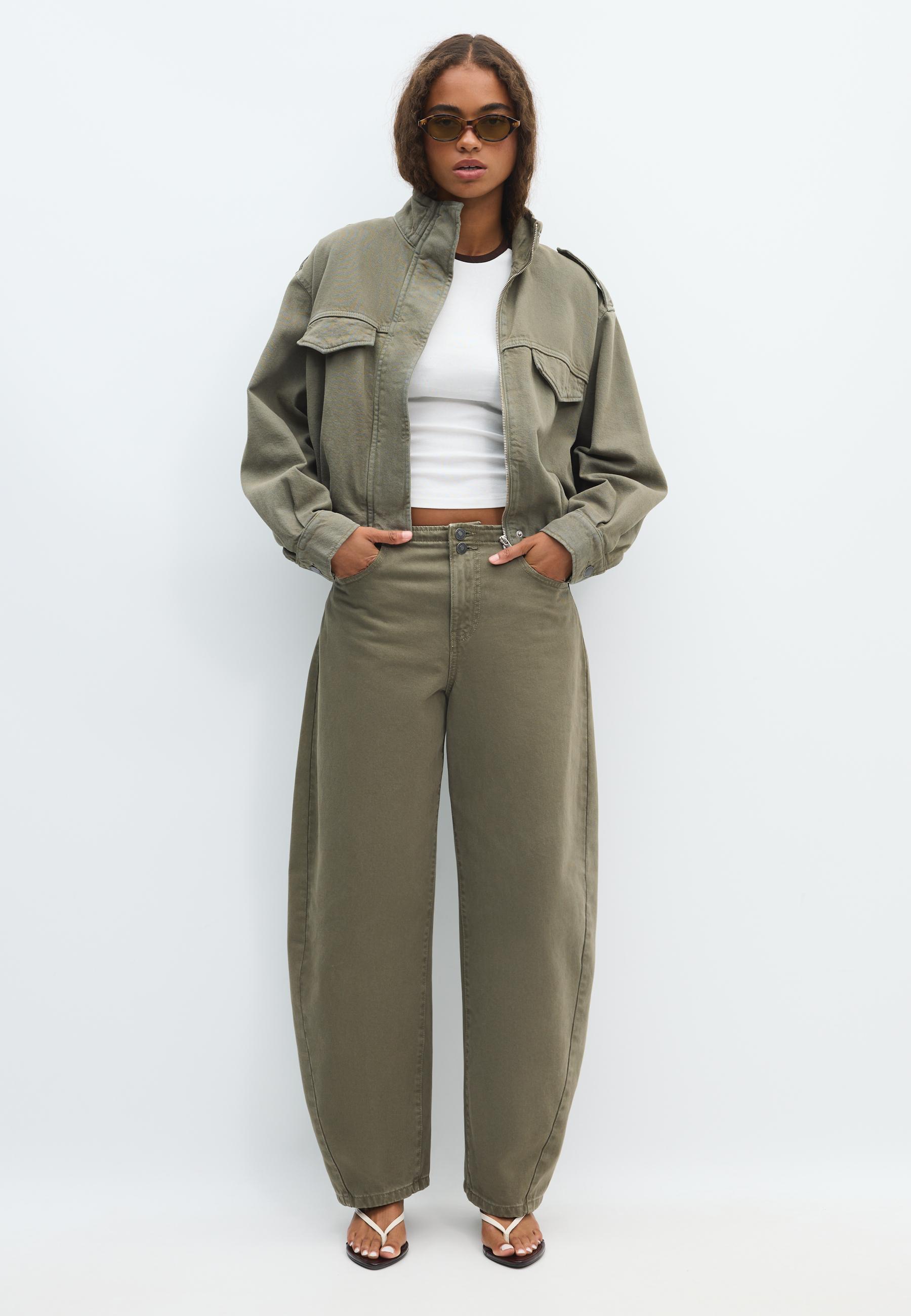 Stradivarius Utility Μπουφάν Σε Γραμμή Balloon Χακί Xs