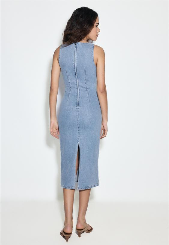 Stradivarius Robe Midi En Denim Denim Bleu Moyen Clair Délavé Xs