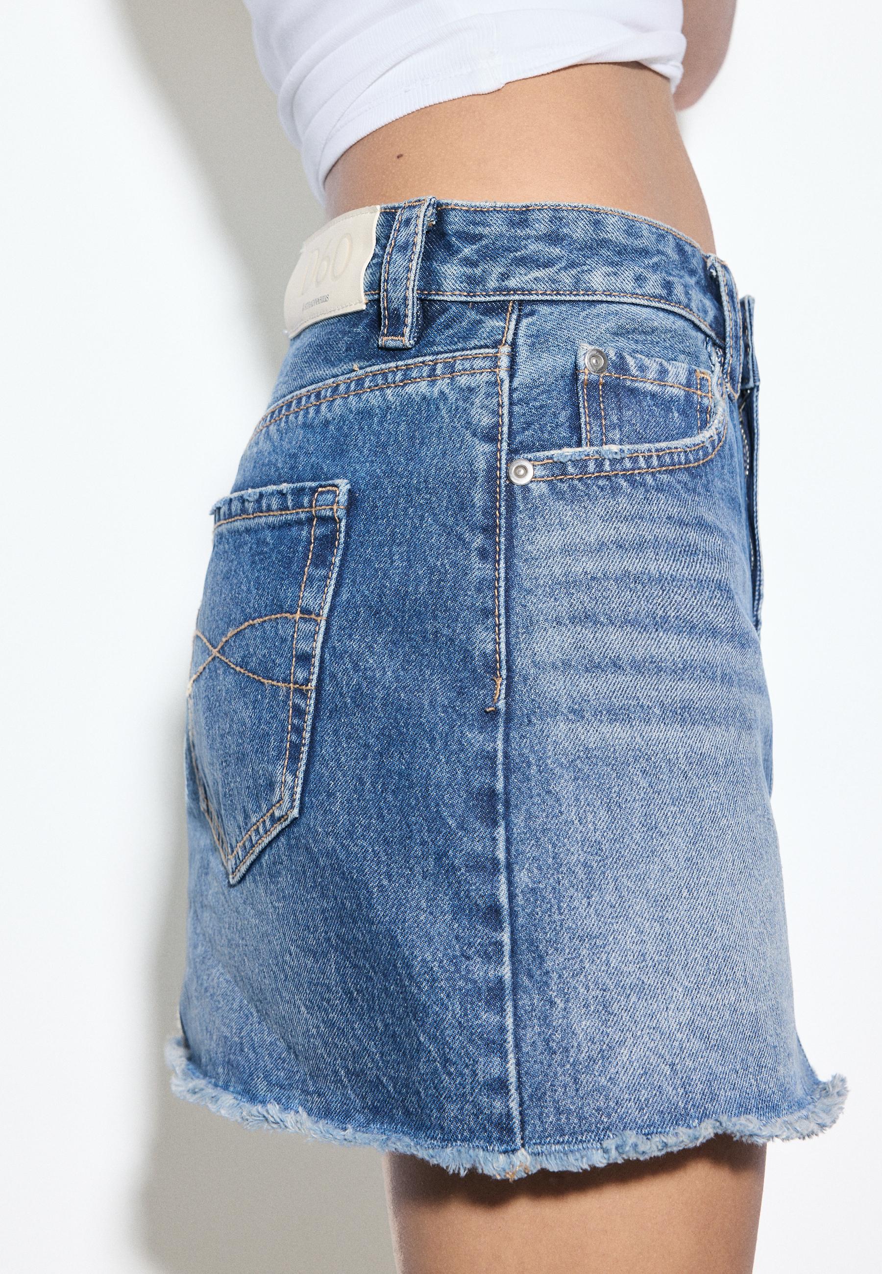 D60 denim mini skirt — MEDIUM DENIM WASH