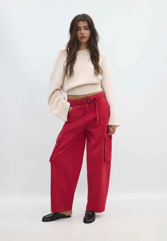 camisola de malha suave com faixa