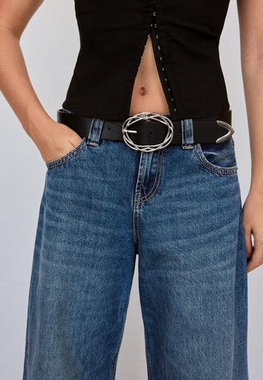 Belt with interwoven buckle — Black 4