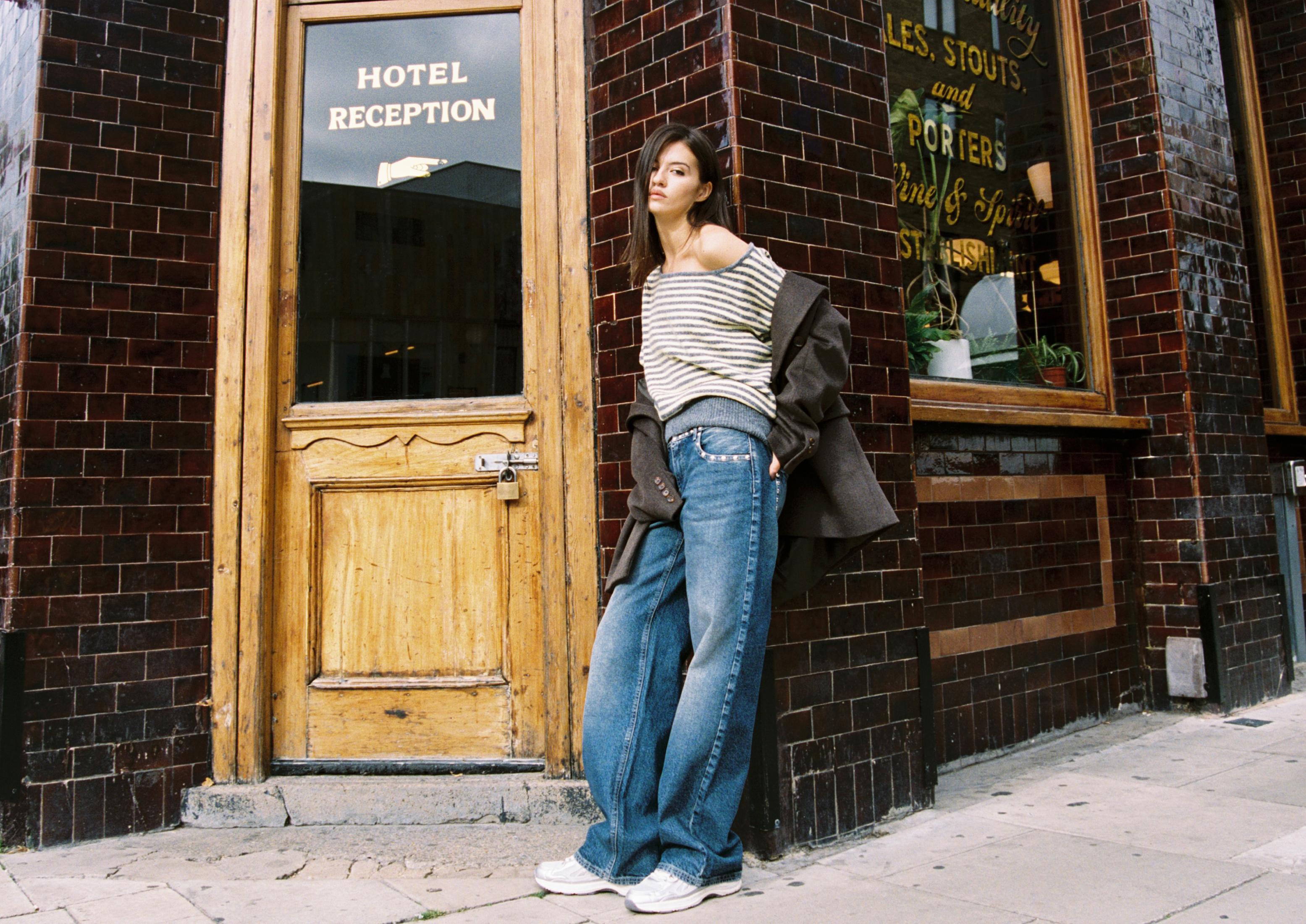 Studded Baggy Jeans — MEDIUM LIGHT BLUE DENIM
