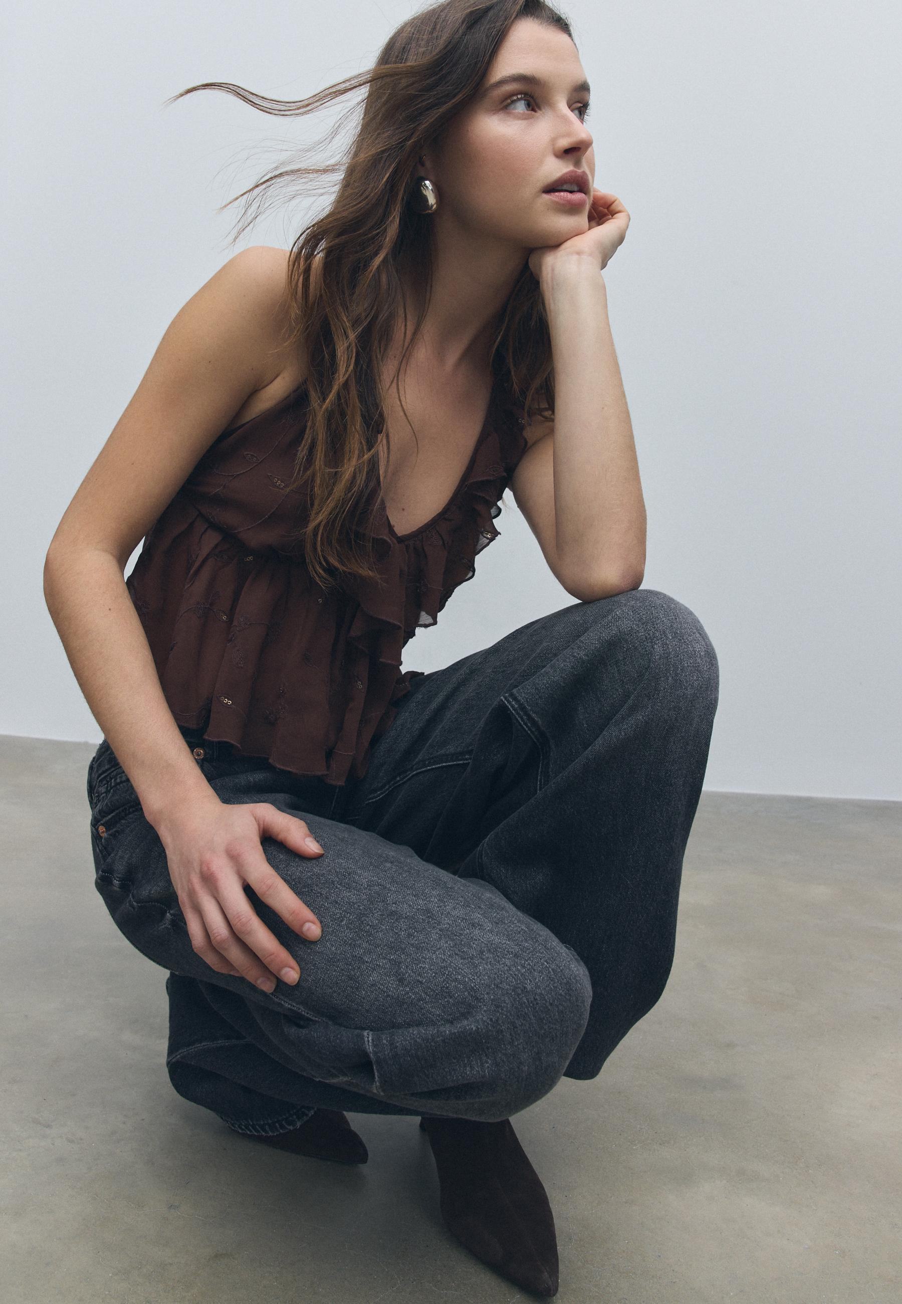 Ruffled sequinned halter top - Women's fashion | Stradivarius Peru