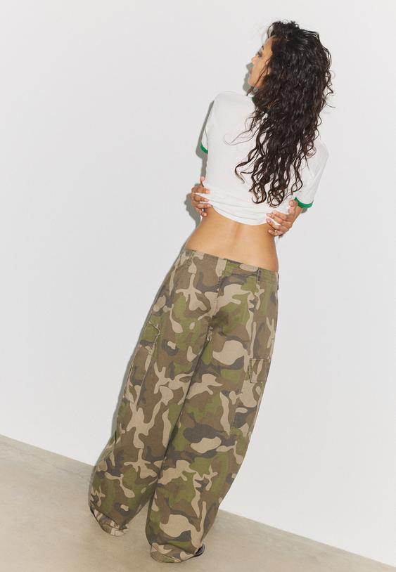 pantalon cargo estampado