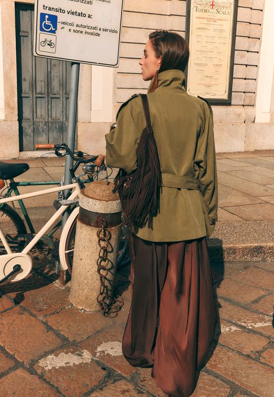 Stradivarius Short High Neck Trench Coat Khaki M