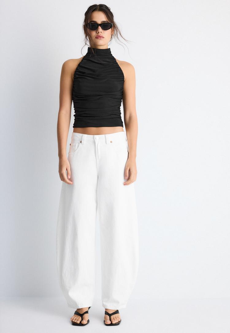 Stradivarius Τοπ Με Σούρες Και Λαιμόκοψη Halter Μαύρο L