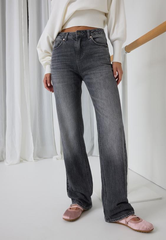 Stradivarius D98 Vintage Effect Straight-Leg Jeans Dark Grey Denim Wash 14