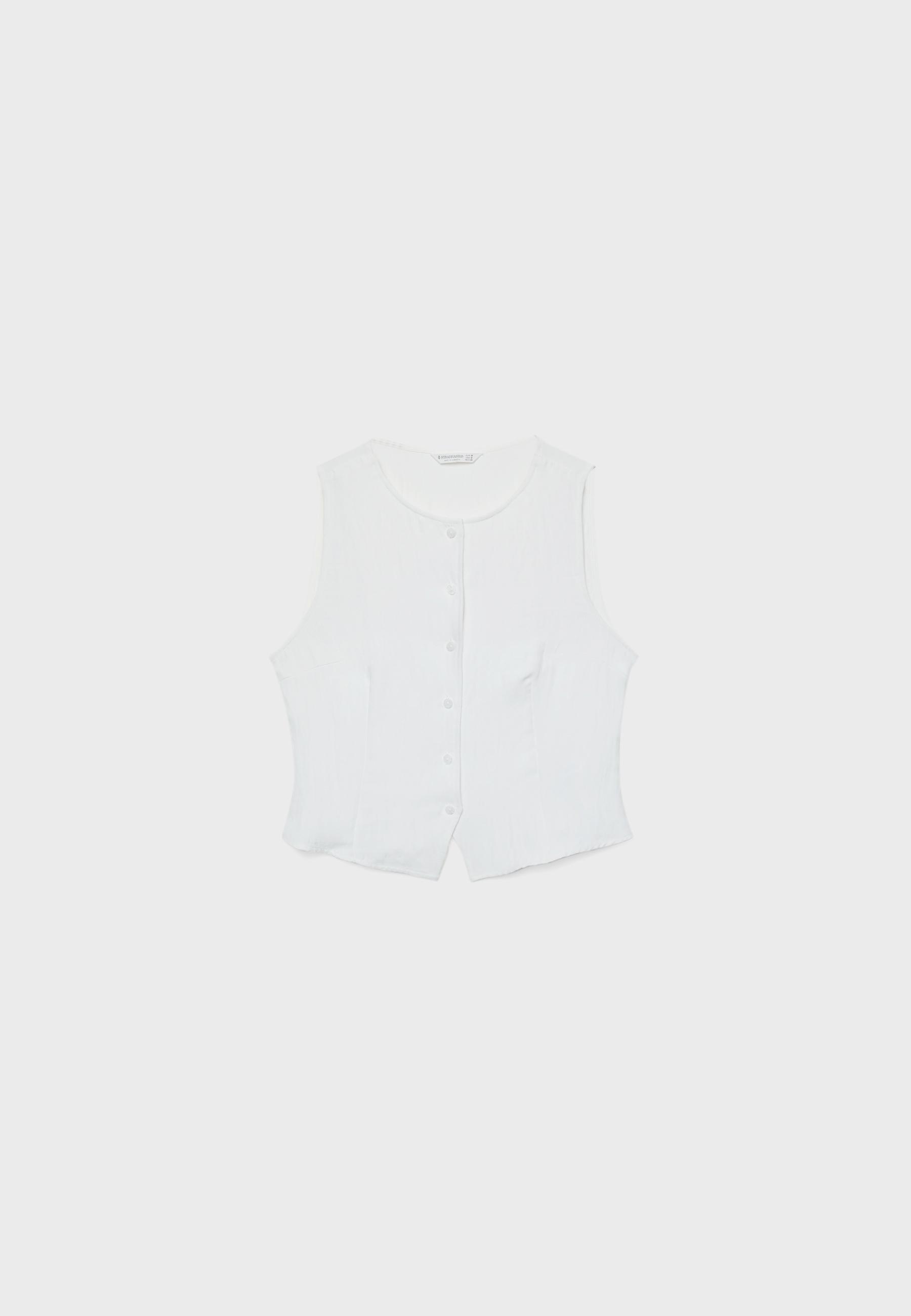 Regular buttoned waistcoat — Ecru