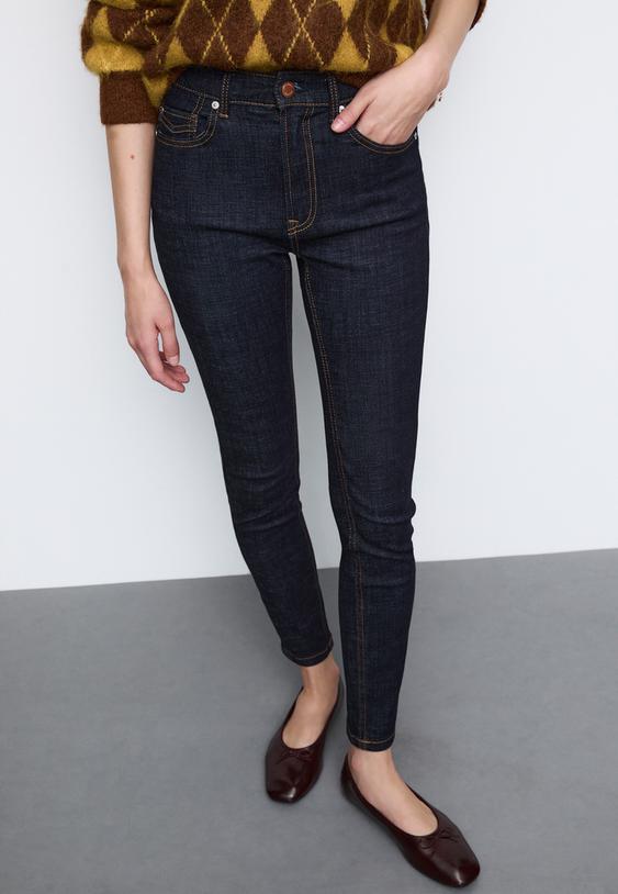 d07 regular waist skinny jeans