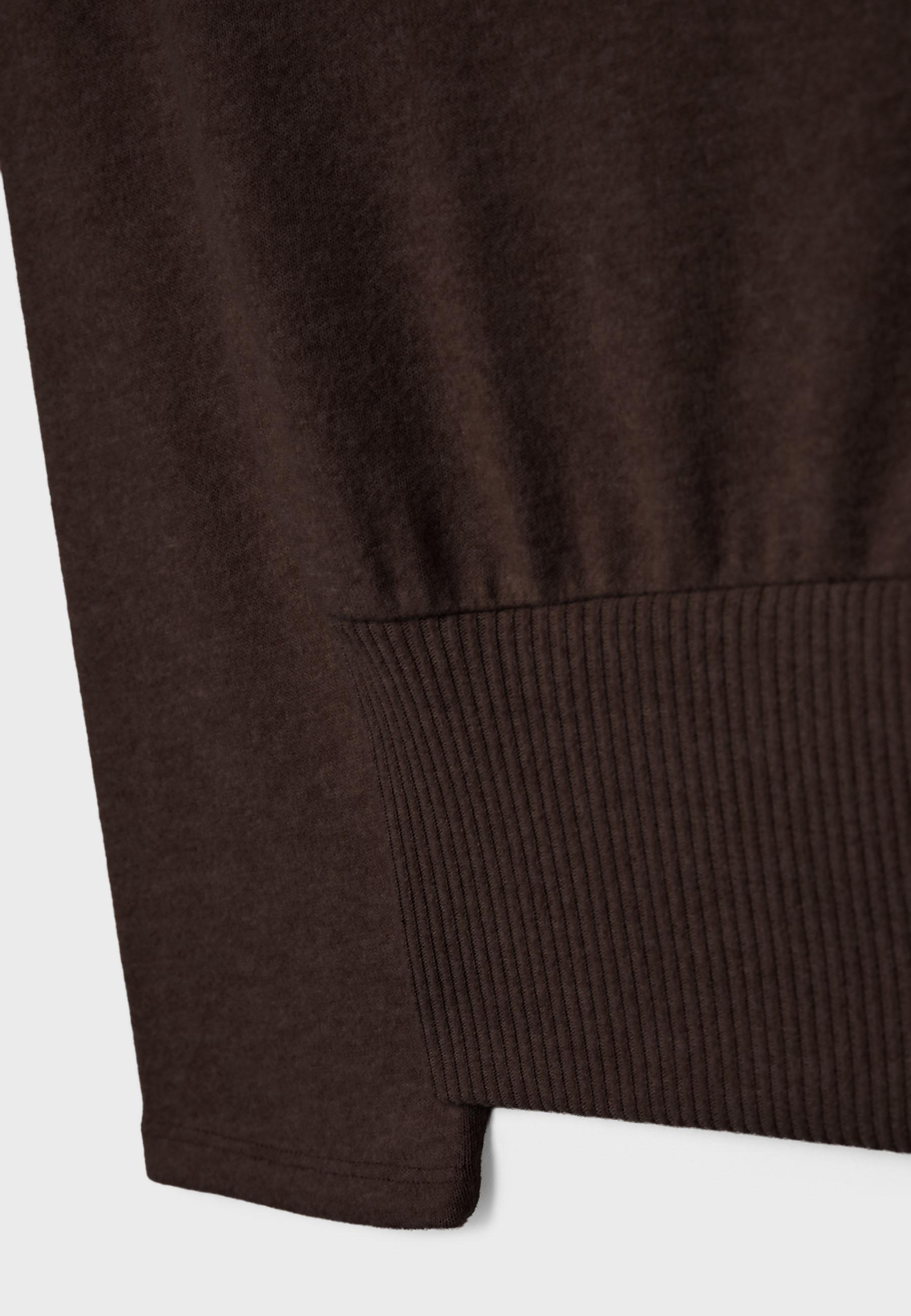 Boat neck knit T-shirt with sash belt — Brown