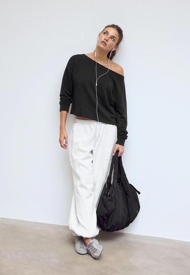 Soft-touch off-the-shoulder sweatshirt — Black 6