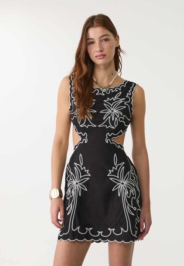 vestido corto bordado palmeras