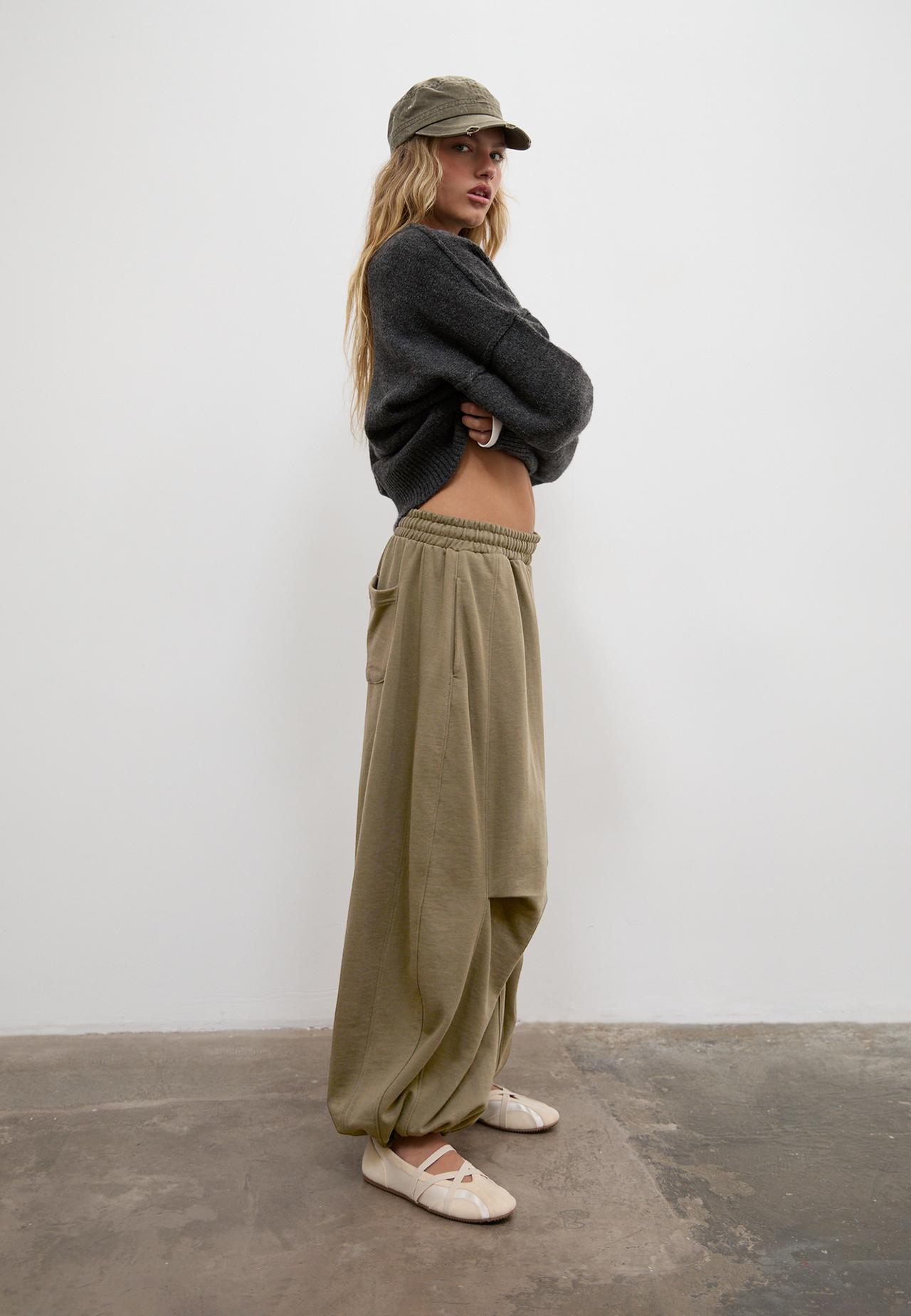 Balloon jogger trousers with stoppers — Khaki