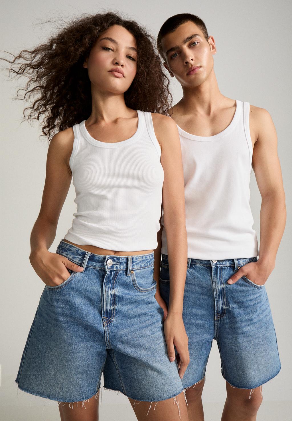 D93 Short denim longline