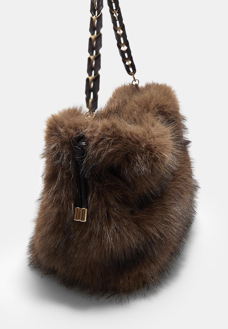 sac seau fausse fourrure avec chaine