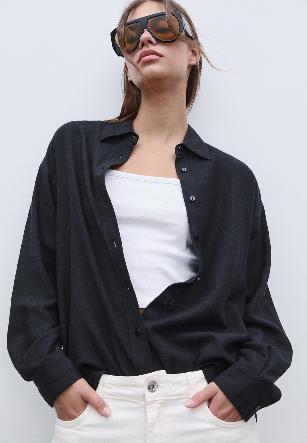 Camisa fluida con lino