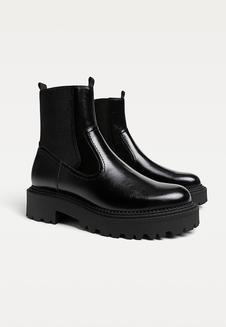 botines planos negros