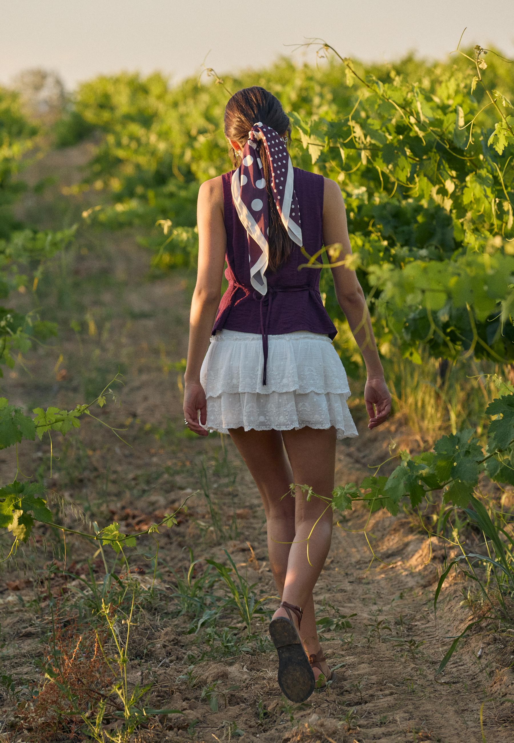 Embroidered crinkle skort — Ecru
