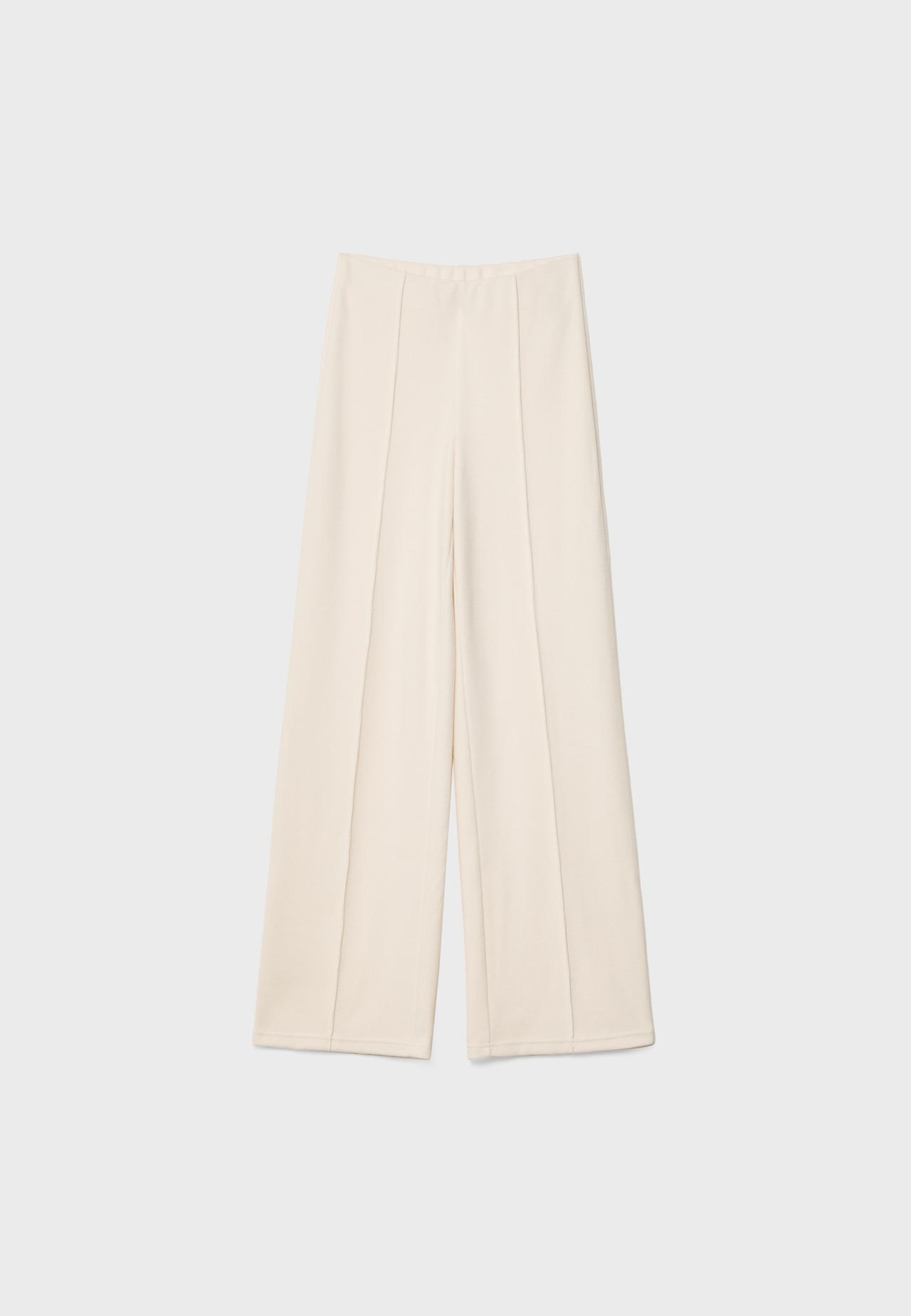 Soft-touch pintuck trousers — Ecru