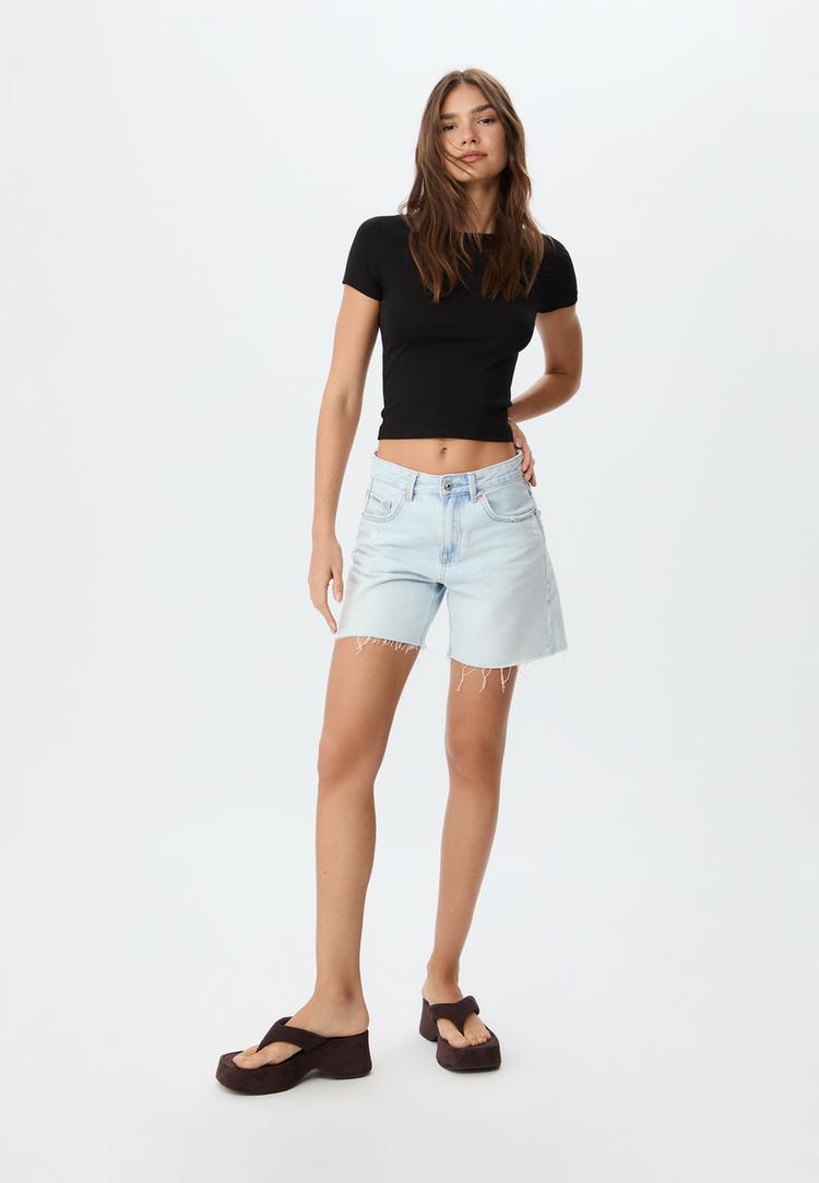 camiseta basica slim fit