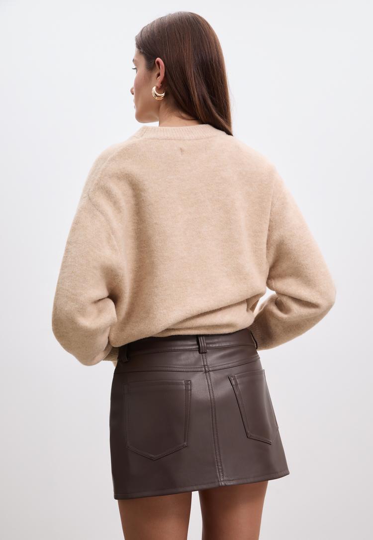 d62 falda pantalon mini efecto piel