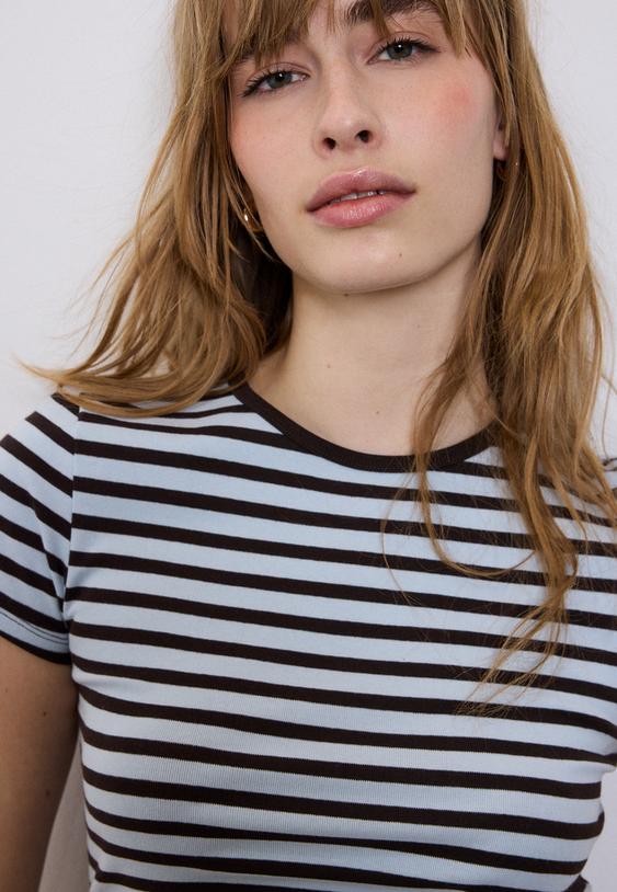 t shirt basica slim fit as riscas