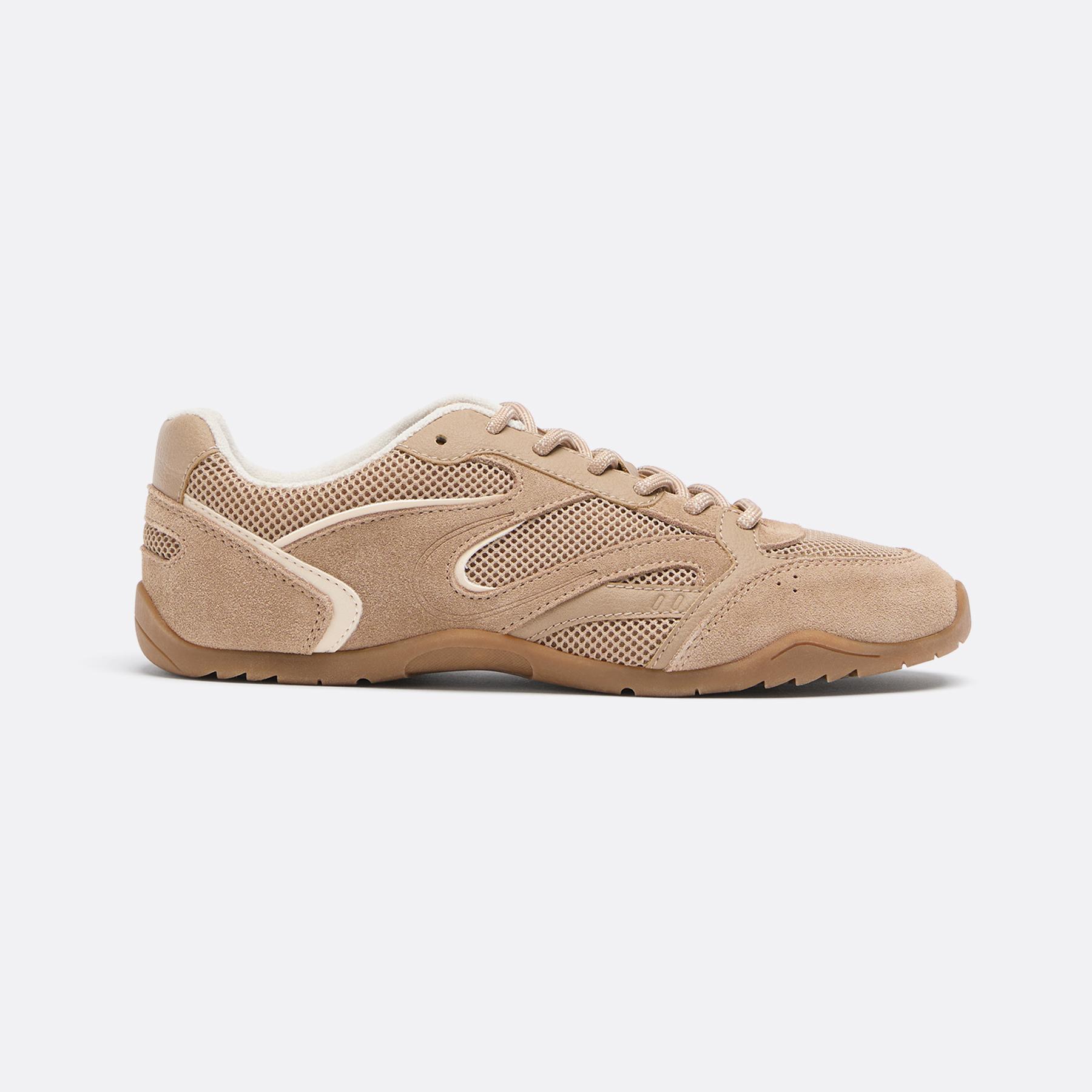 Soft mesh jogging trainers — BEIGE