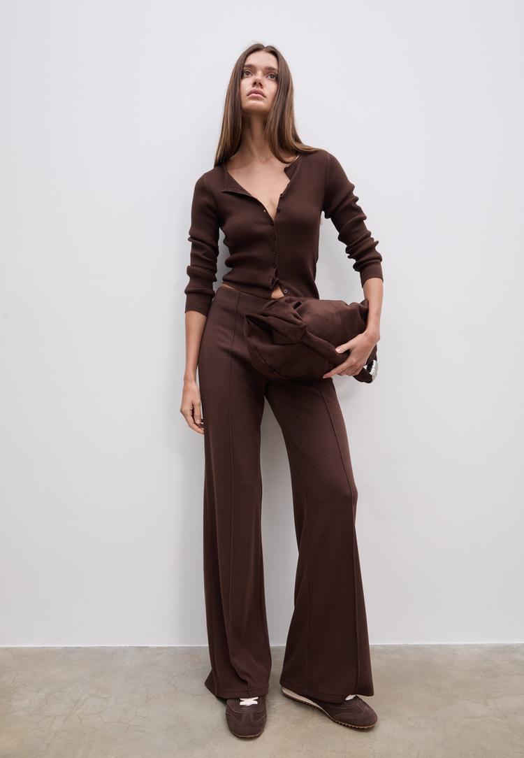 Stradivarius Pantaloni Din Tricot Cu Nervuri Maro Xl