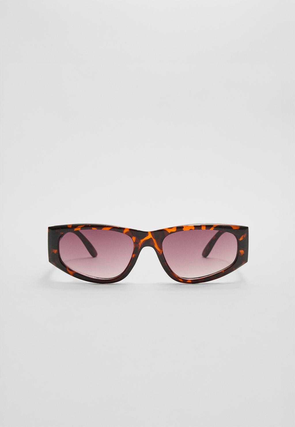 Tortoiseshell resin sunglasses