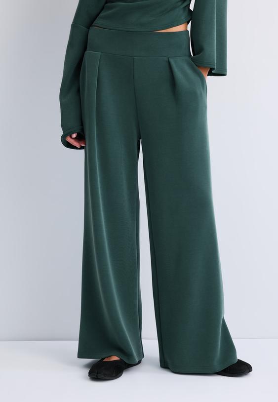 Stradivarius Soft-Touch Wide-Leg Trousers With Darts Khaki M