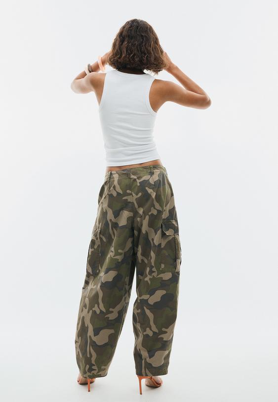 bedruckte-cargohose