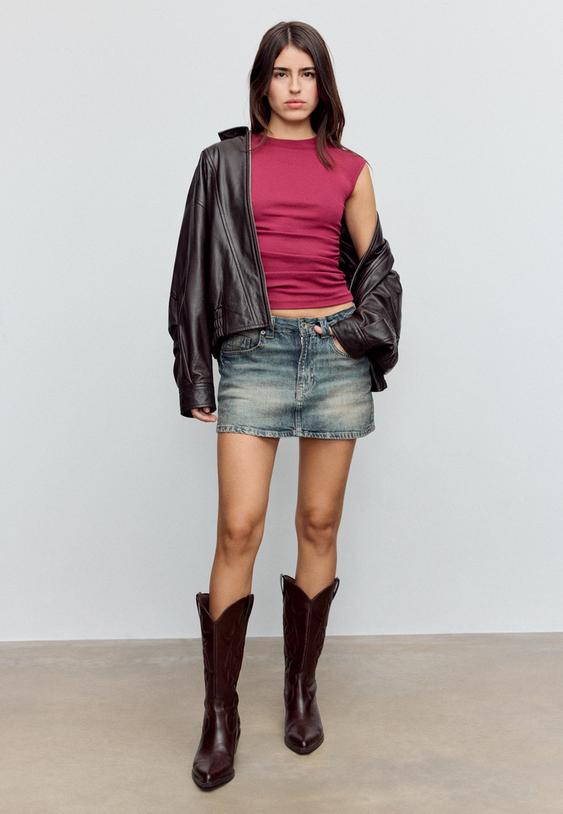 figurbetontes-basic-shirt-mit-raffung