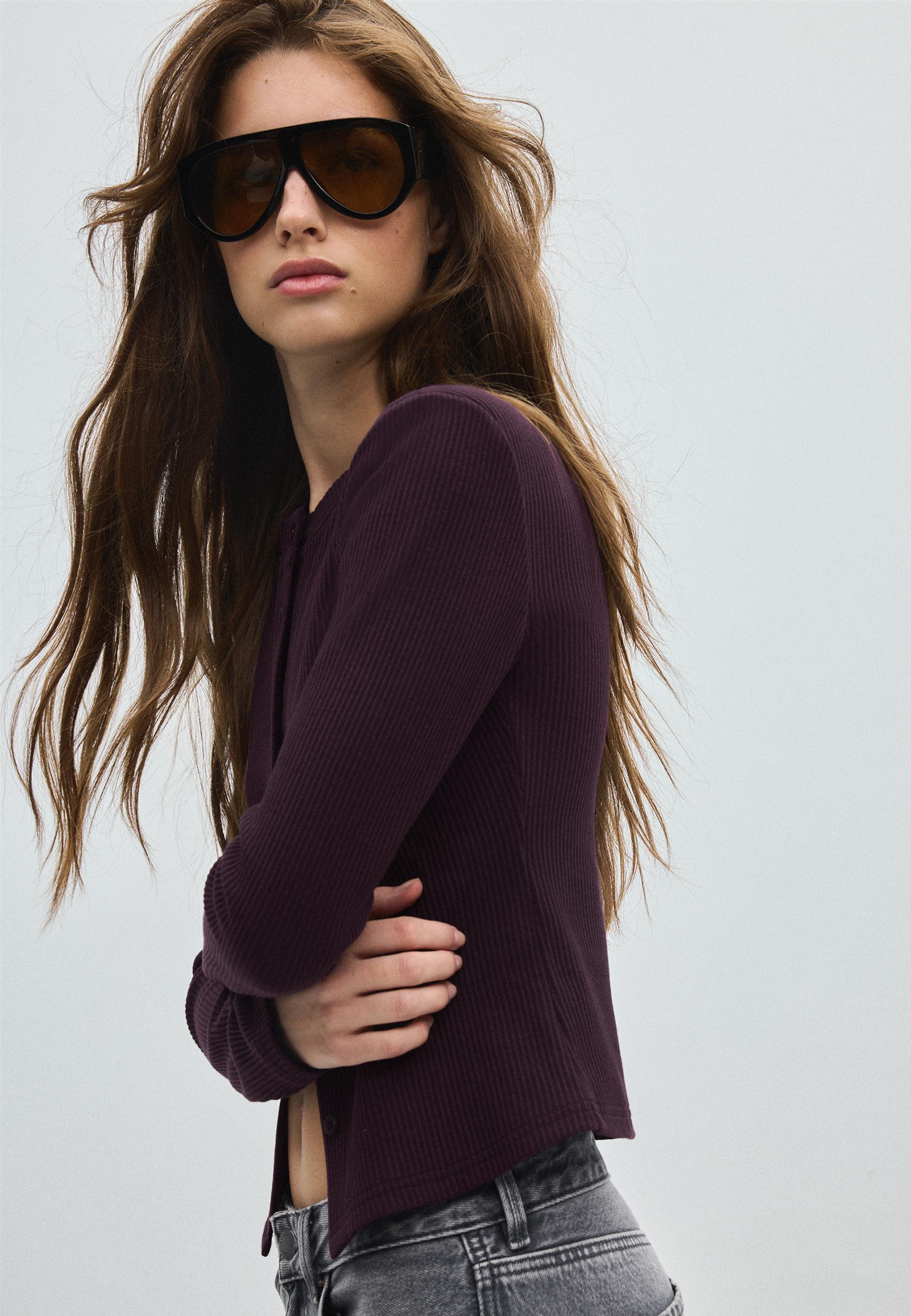 Knit cardigan with shoulder pads — AUBERGINE