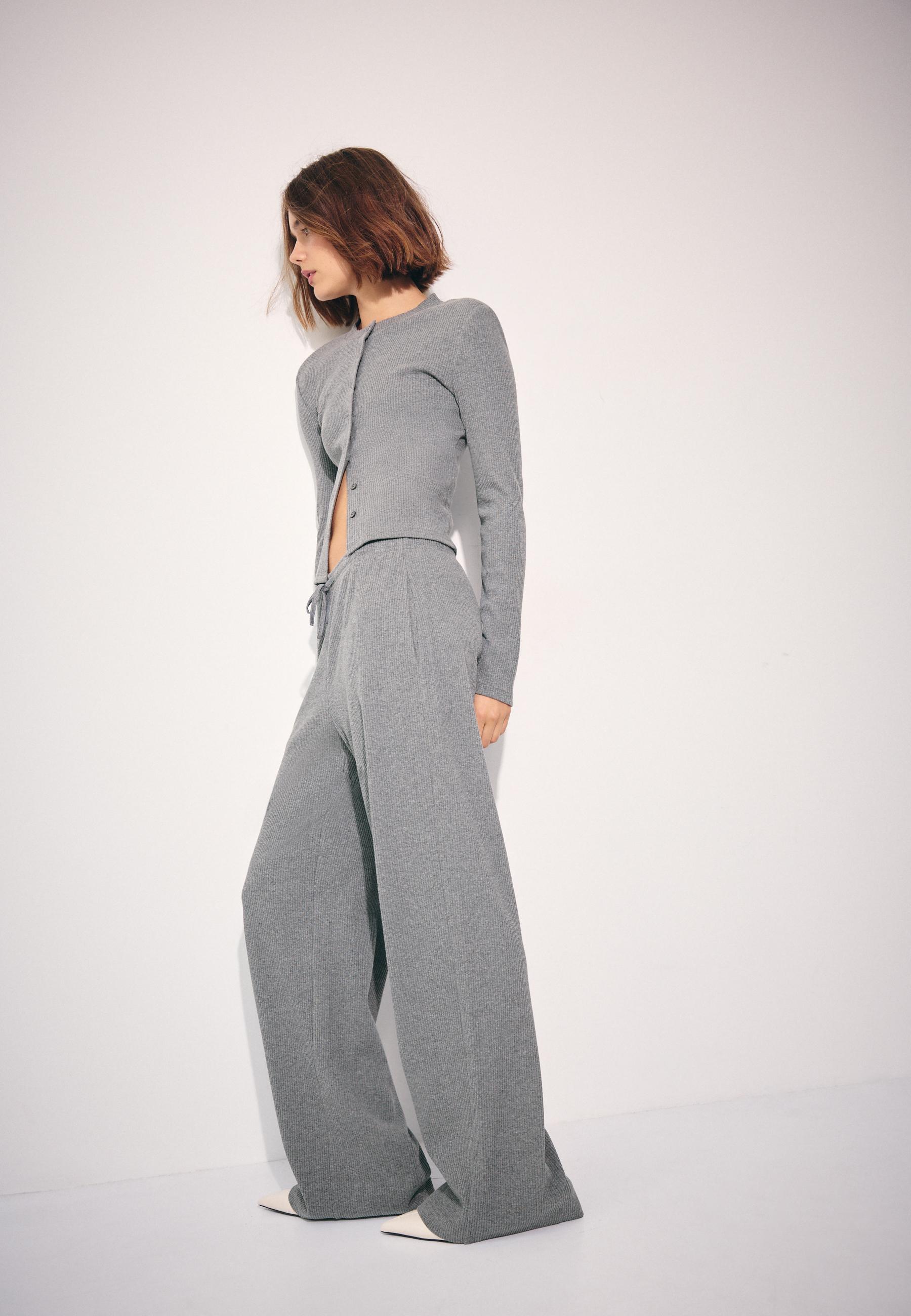Soft-touch ribbed trousers — Dark grey
