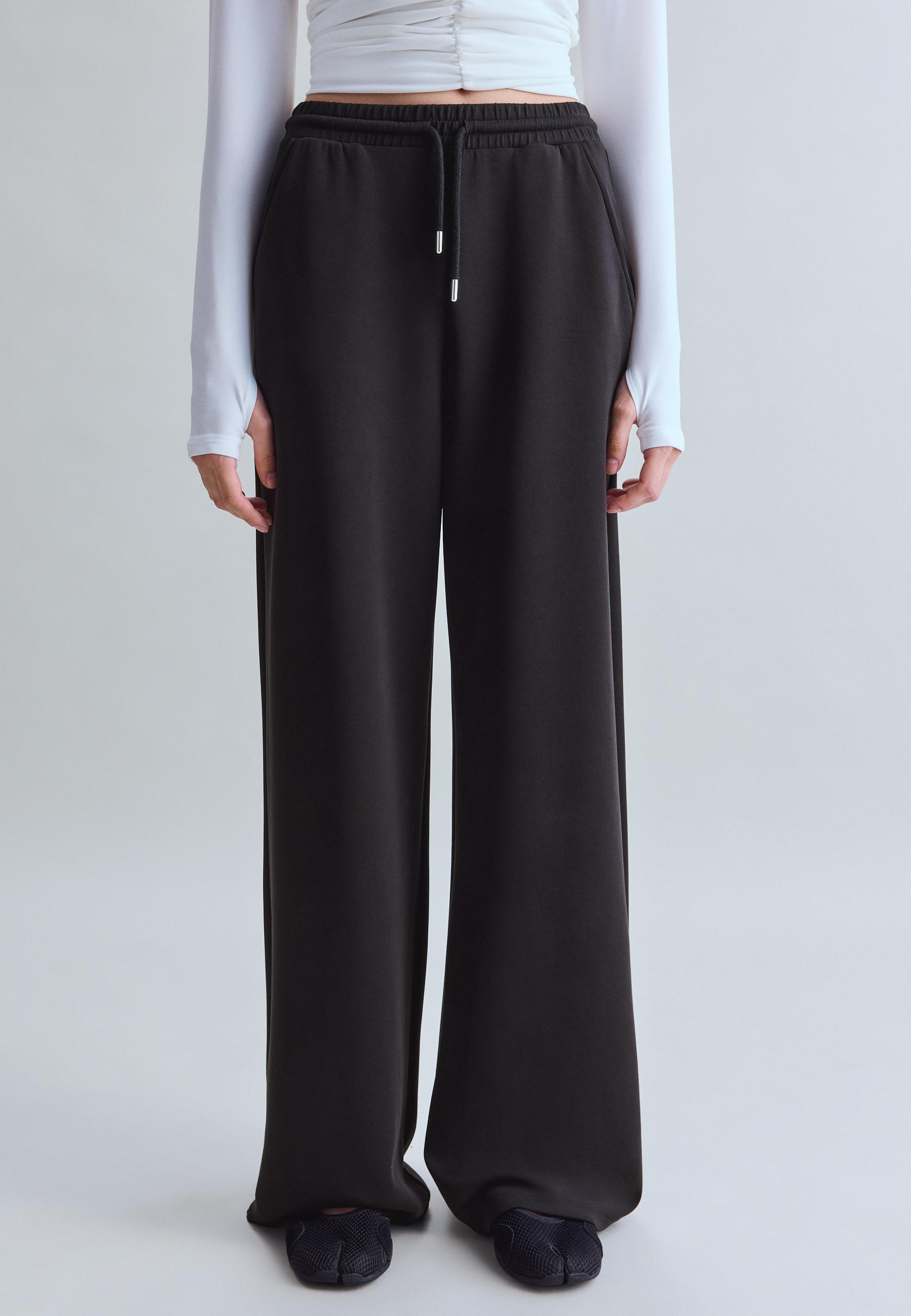 Stradivarius Παντελόνι Jogger Palazzo Με Απαλή Υφή Μαύρο L