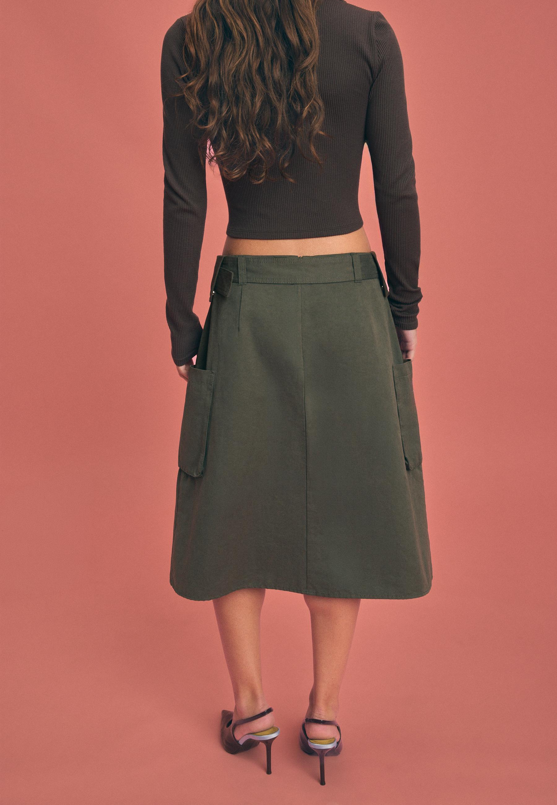 Utility pocket midi skirt — Khaki