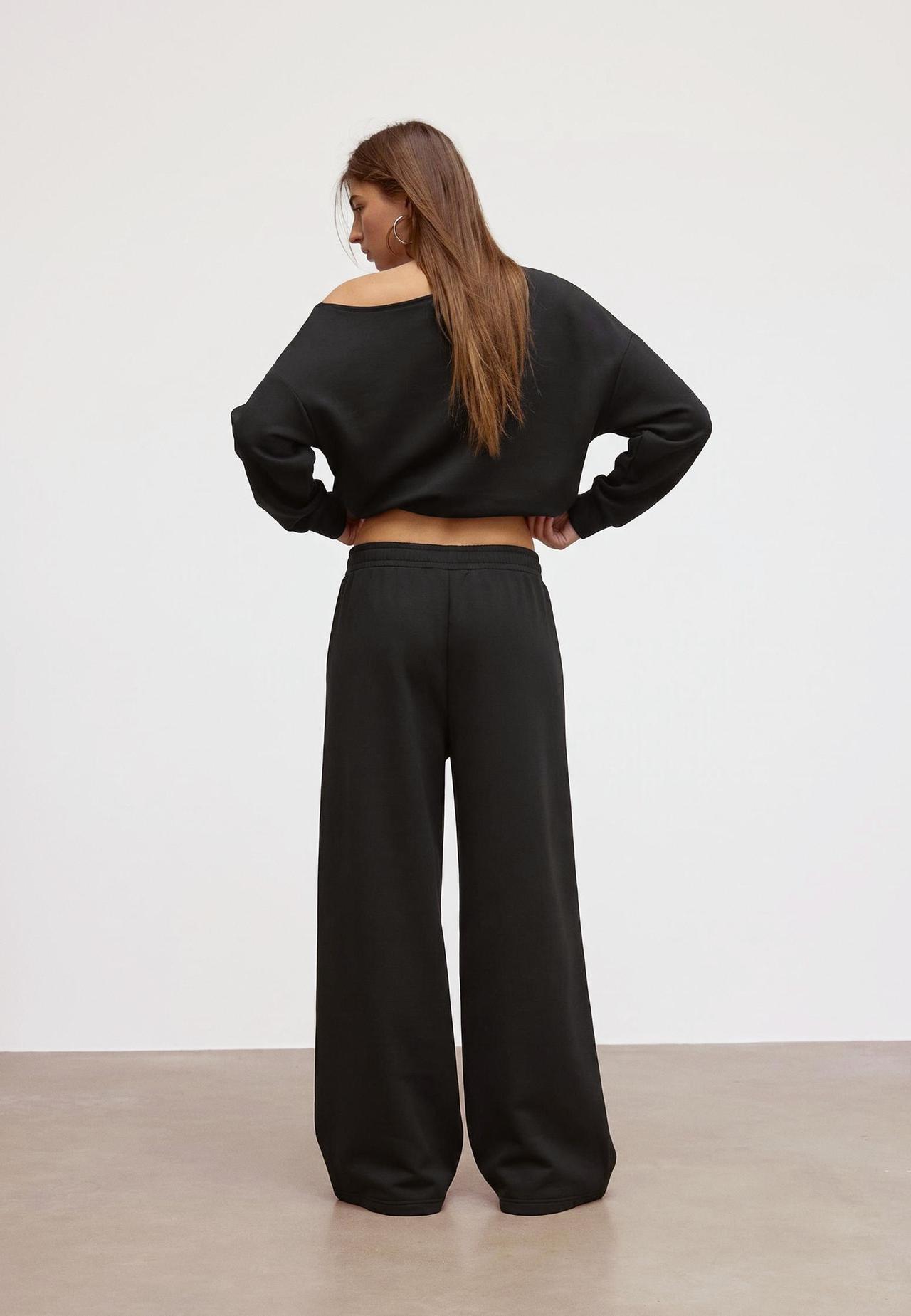 Soft-touch darted trousers — Black