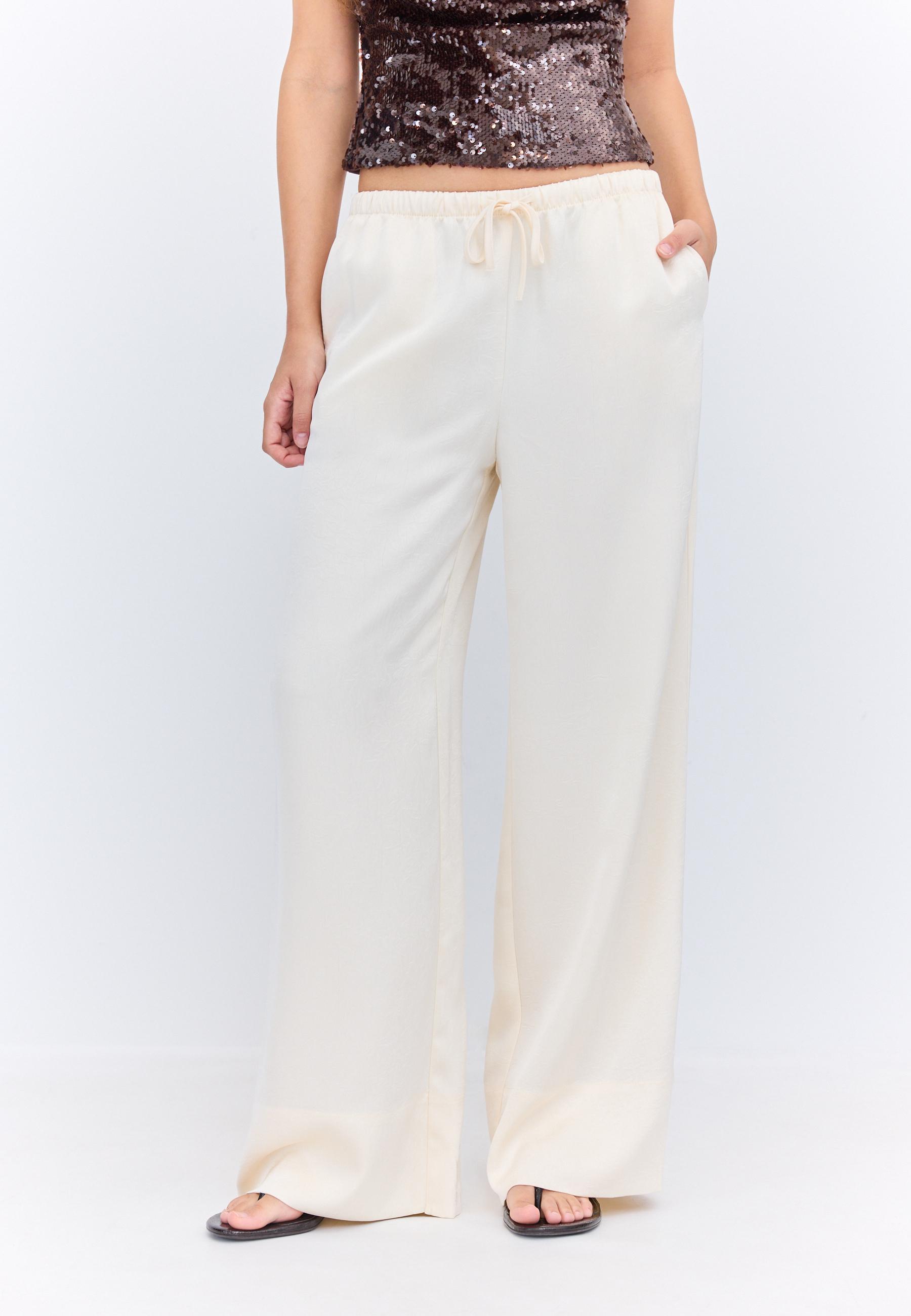 Smart flowing trousers with darts — Vanilla