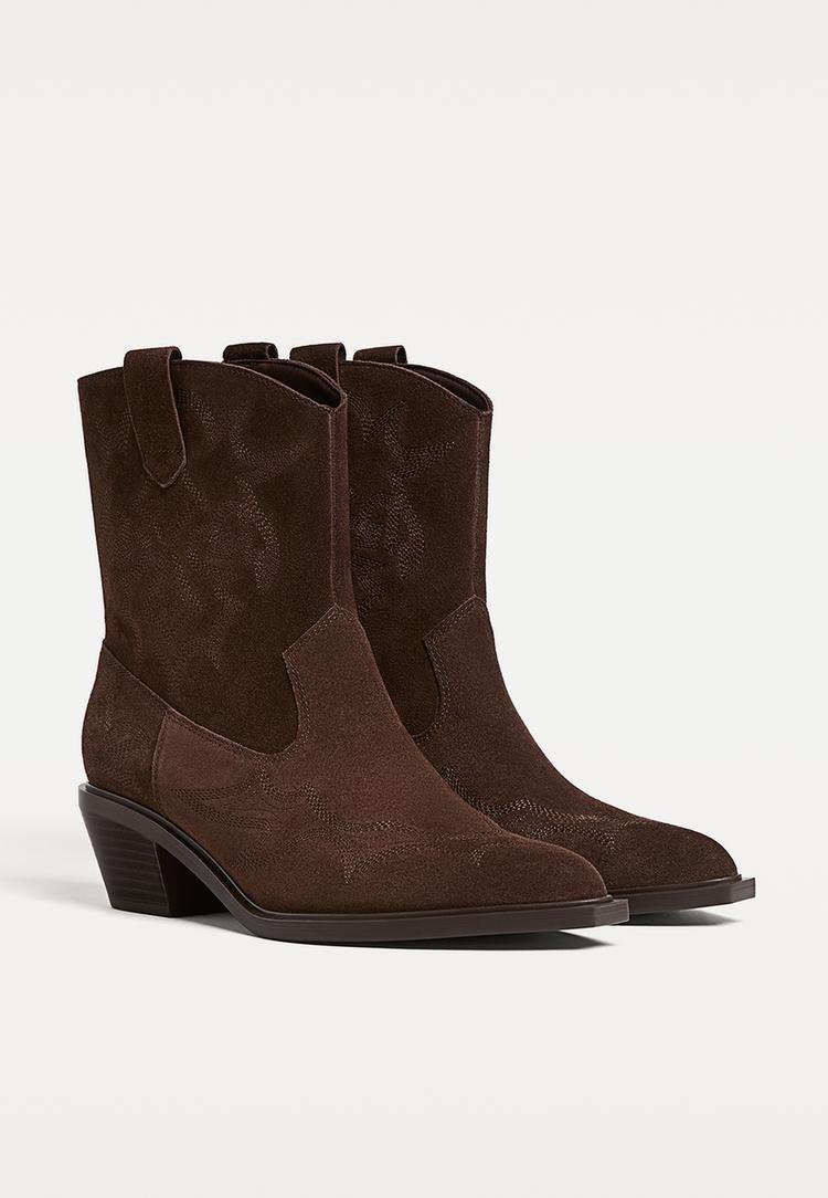 bottines cowboy a talon en croute de cuir