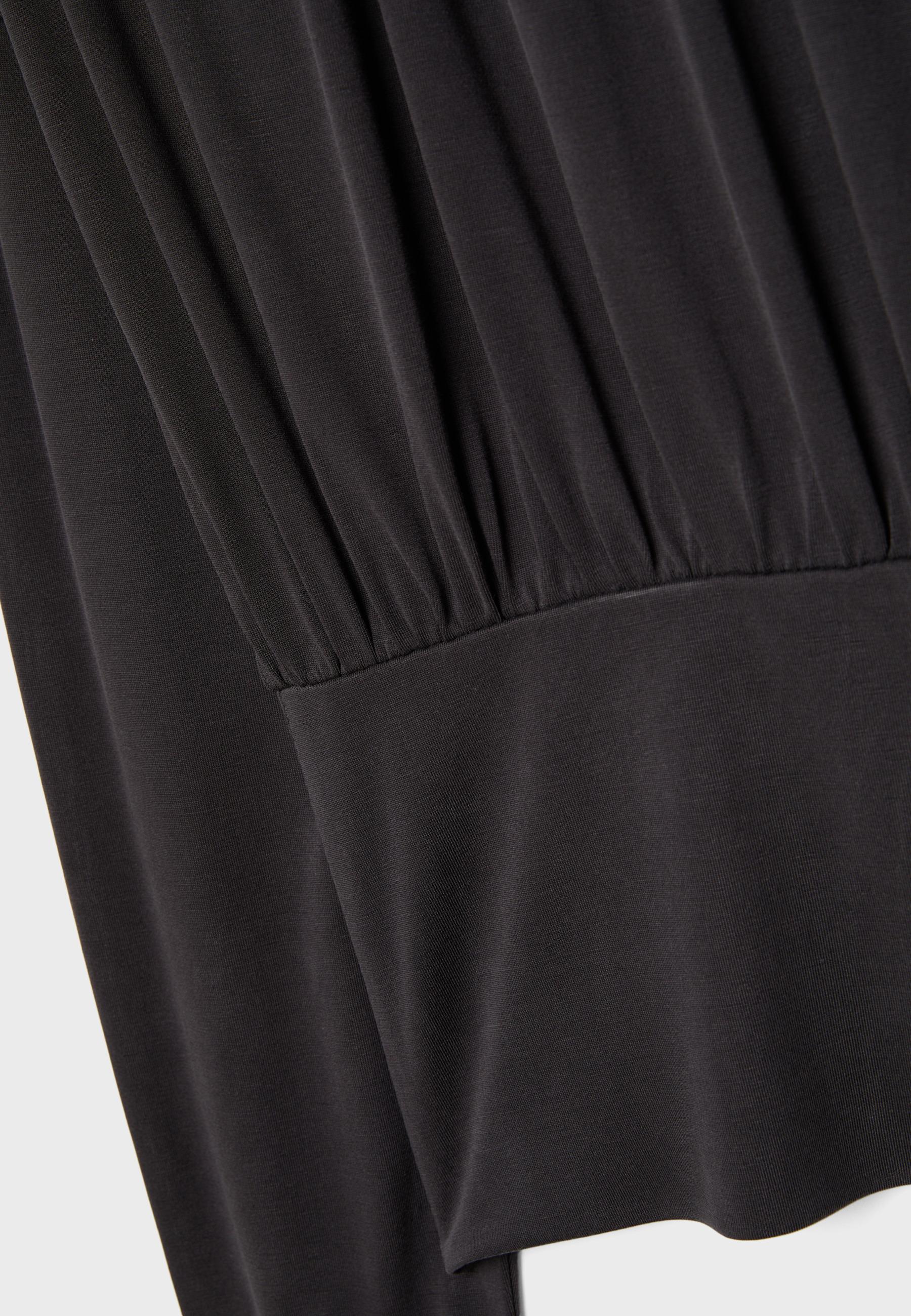 Soft-touch asymmetric T-shirt — Dark grey