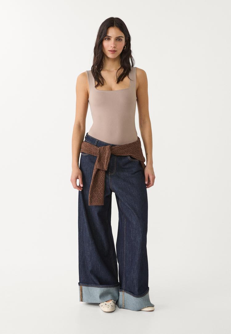 polyamide bodysuit with square neckline