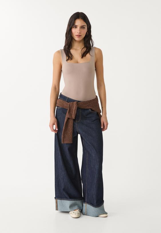 body poliamida escote cuadrado