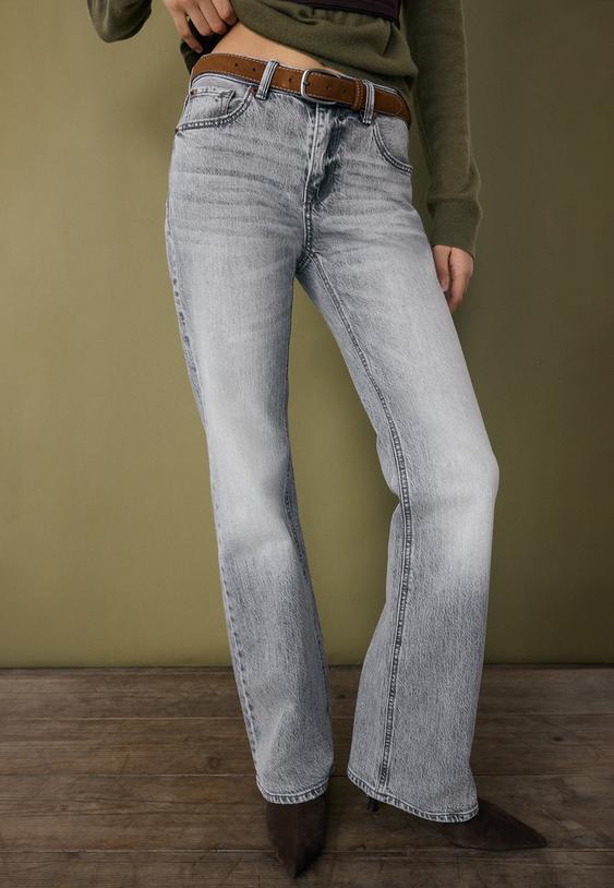 d68 boot cut fit jeans with belt