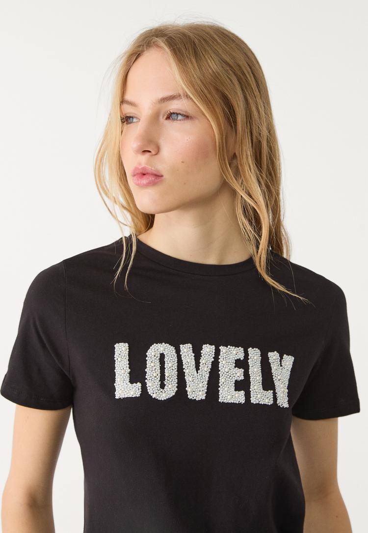 camiseta bordados y brillos