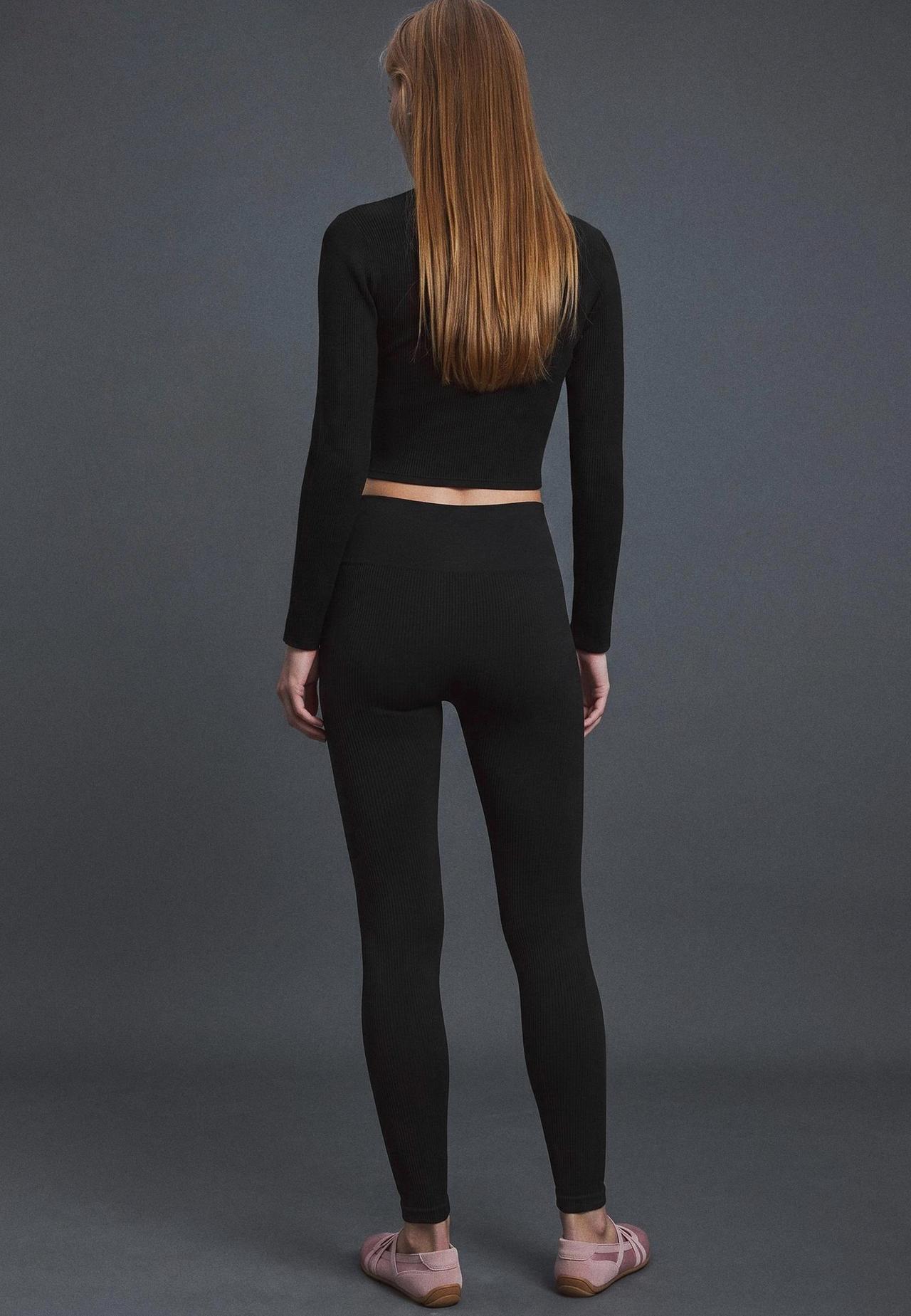 Seamless leggings — Black